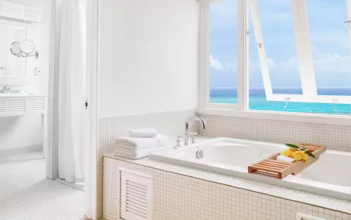 Couples Tower Isle-One Bedroom Suite Bathroom_2390 Couples Tower Isle-One Bedroom Suite Bathroom_2390